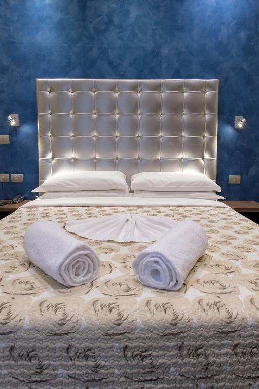Hotel La Madonnina Milan Room photo