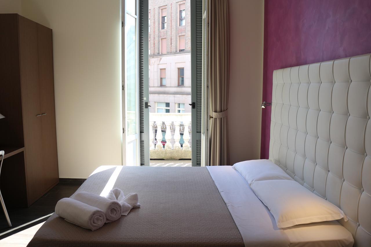Hotel La Madonnina Milan Exterior photo