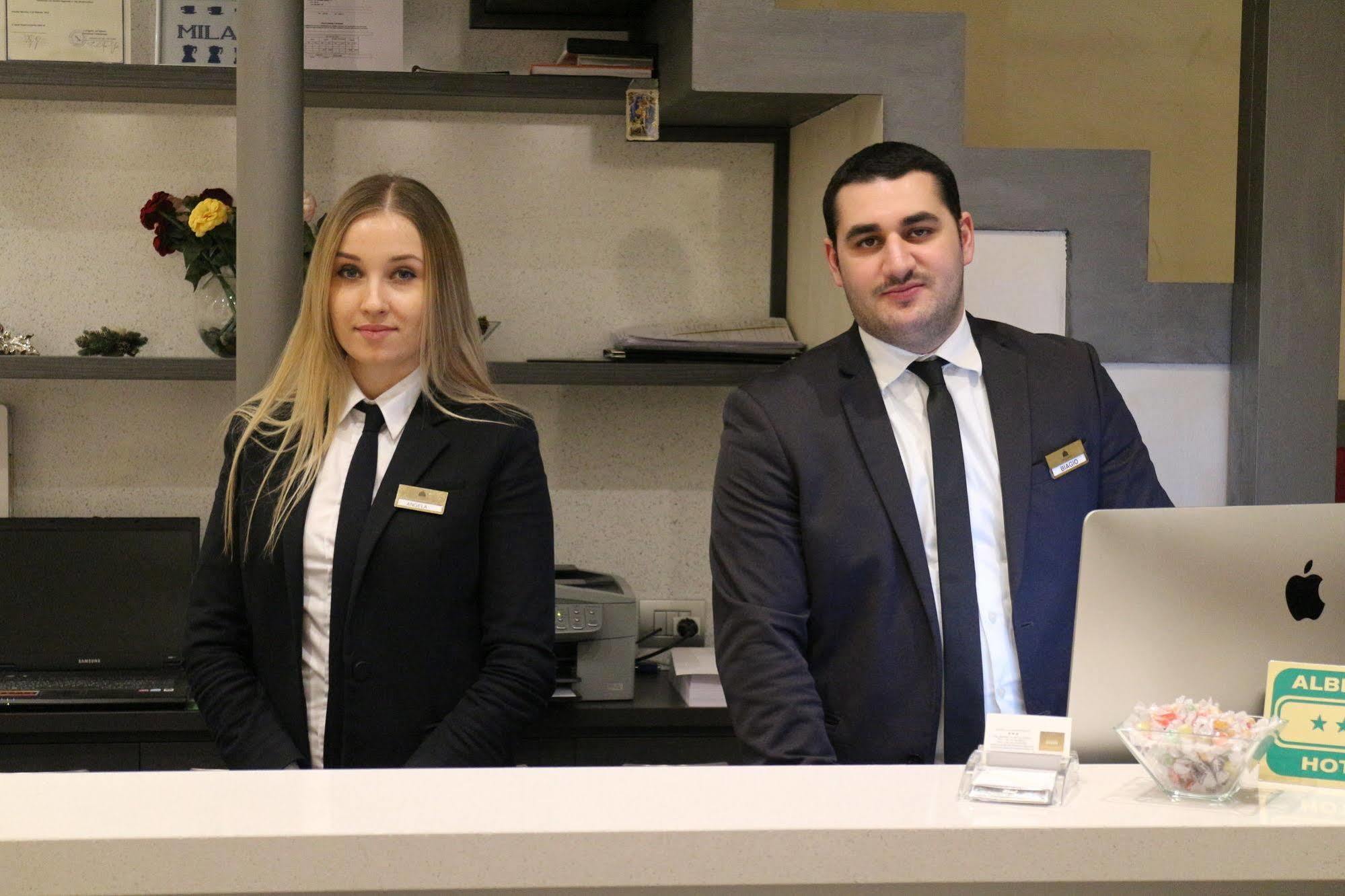 Hotel La Madonnina Milan Exterior photo